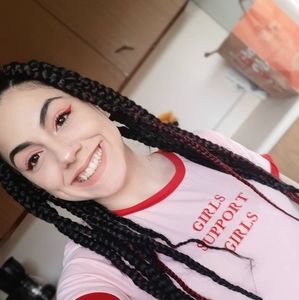 Meet your Posher, Melanie